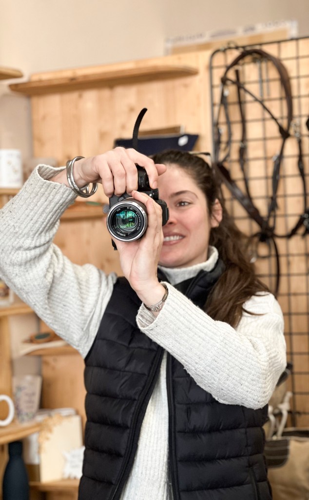 Shooting photo / ALberta Communication